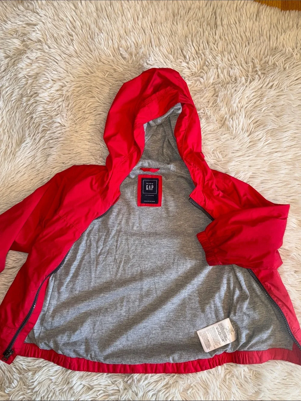 Baby Gap  Red Hooded Kids' Jacket - Lightweight windbreaker  size 3